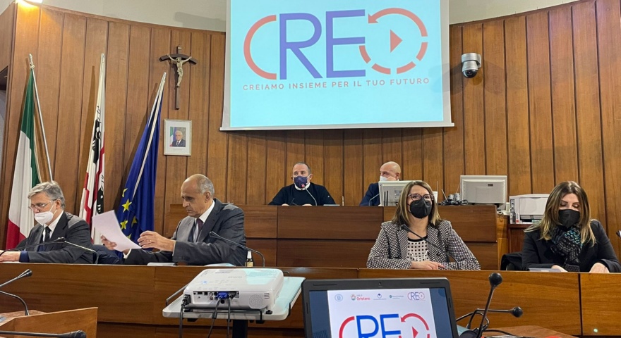 Presentato il Fondo CREO. Occasione di crescita per imprese e professionisti Presentato il Fondo CREO. Occasione di crescita per imprese e professionisti