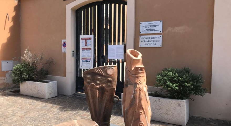 Un caso di positività all'Antiquarium arborense Un caso di positività all'Antiquarium arborense