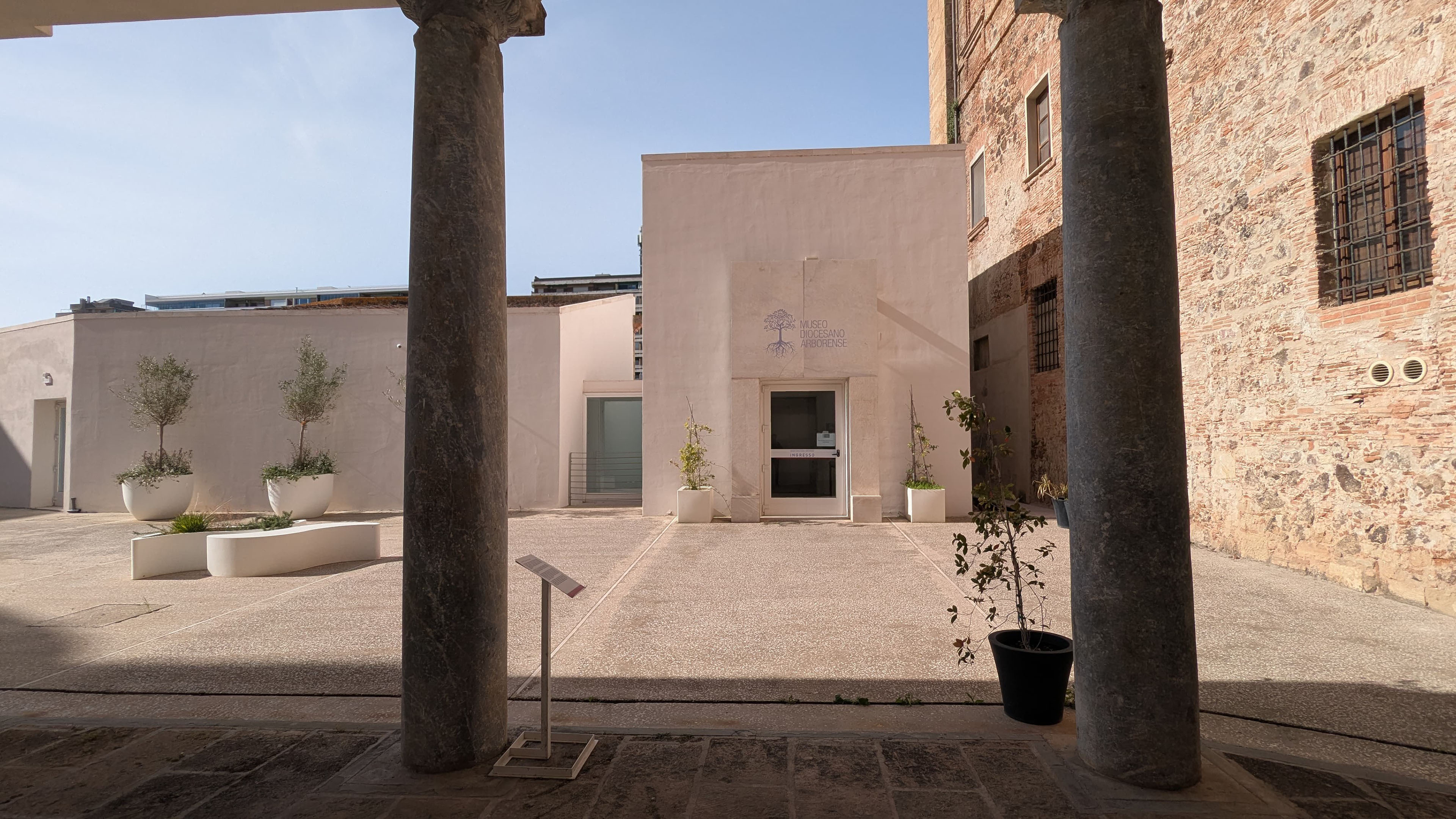 Museo Diocesano Arborense, ingresso