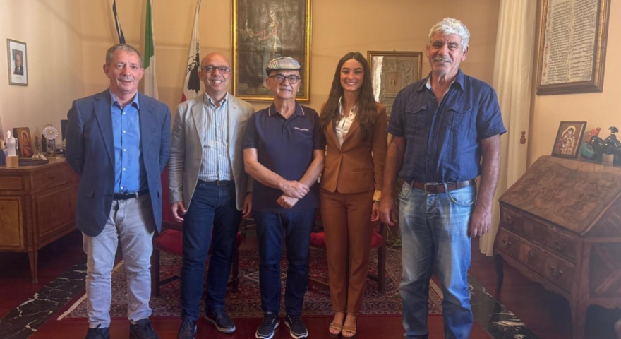 Gianni Ledda, il Sindaco Sanna, Gimpiero Vargiu, l'Assessore Murru e Antonio Ippolito Gianni Ledda, il Sindaco Sanna, Gimpiero Vargiu, l'Assessore Murru e Antonio Ippolito