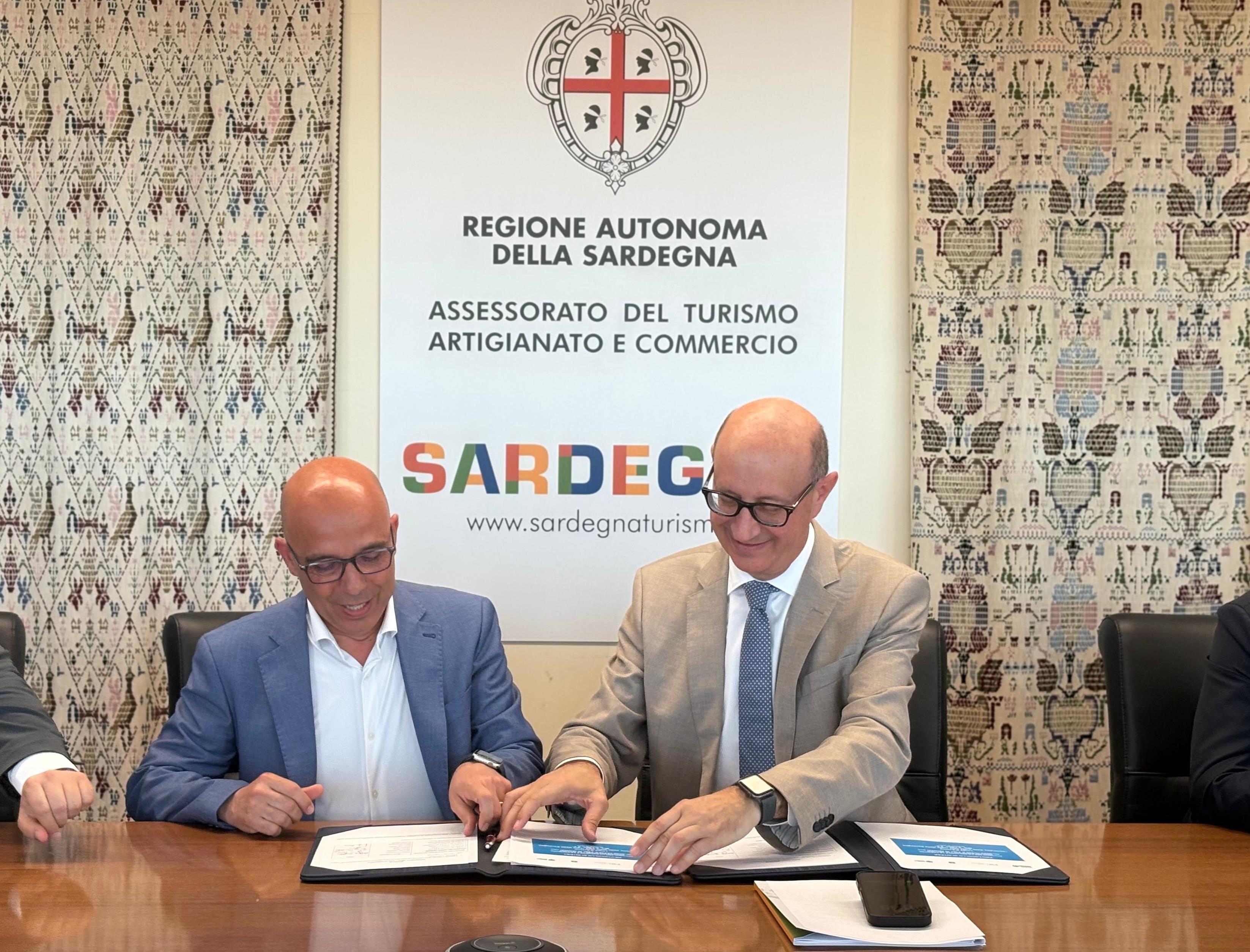 Il Sindaco Sanna e l'Assessore Cuccureddu firmano il protocollo d'intesa sulle Città Regie