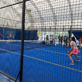 Parco sportivo di Torangius - Tenniste nel campo coperto Parco sportivo di Torangius - Tenniste nel campo coperto