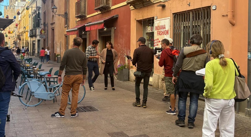 Un momento delle riprese di Linea verde nel centro storico di Oristano Un momento delle riprese di Linea verde nel centro storico di Oristano
