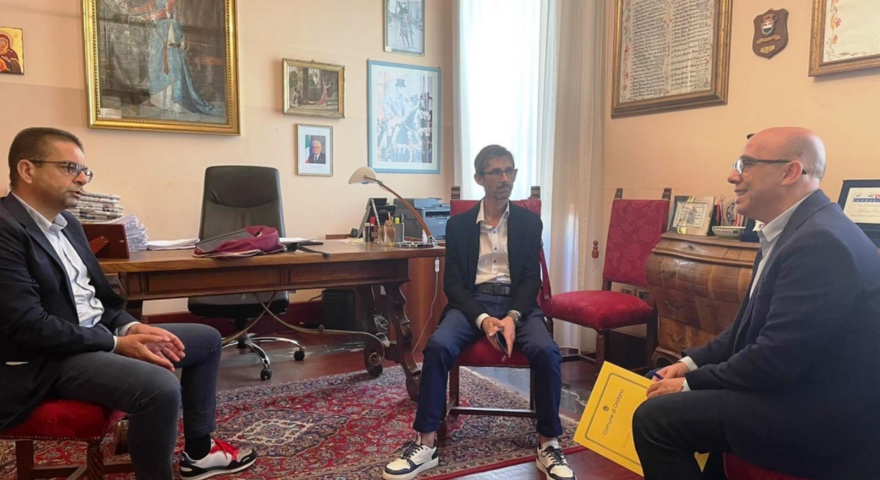 il sindaco sanna incontra i segretari dei sindacati il sindaco sanna incontra i segretari dei sindacati