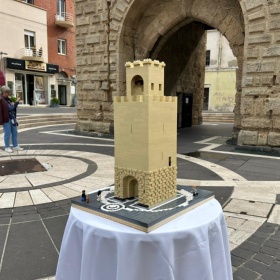 il modellino lego della torre di mariano il modellino lego della torre di mariano